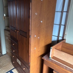 洋服タンスの画像