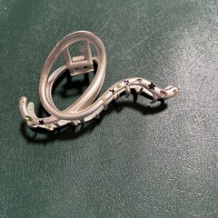 ヘアピンの画像