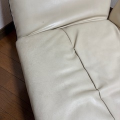 足つきローソファーの画像