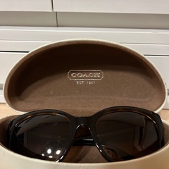 【決まりました】COACH サングラス ケース付きの画像