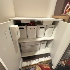 IKEAキャビネット 棚 オシャレの画像
