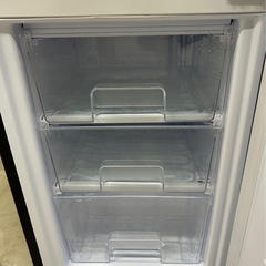 冷蔵庫 PRR-142D-B ブラック 130Lの画像