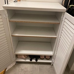 ホワイト　下駄箱の画像