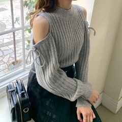 OLIVE des OLIVE 肩あきリボンリブプルオーバー グレーの画像