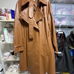 アディダスフェイクレザーコートの画像