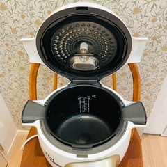 電気圧力鍋　T-fal 6L 5万円相当
の画像