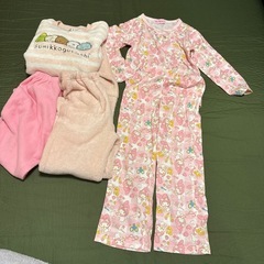 女の子パジャマの画像