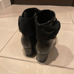 ジェリービーンズ黒ブーツです。の画像