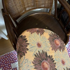 ラタンの椅子の画像