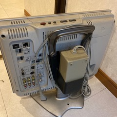 SHARP AQUOS 16V 液晶テレビ LC-16E1の画像