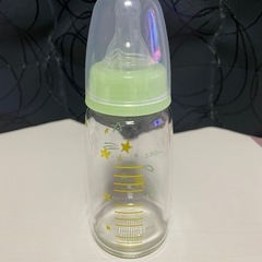 哺乳瓶の画像