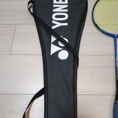 バドミントン　ラケット　ケース付きの画像