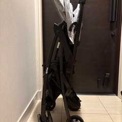 【B型ベビーカー　Aprica】の画像