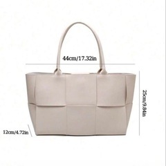 美品　トートバック　の画像