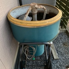 コンクリートミキサー 100V モルタルミキサー 撹拌機　3.5切　セメント　 飼料の画像