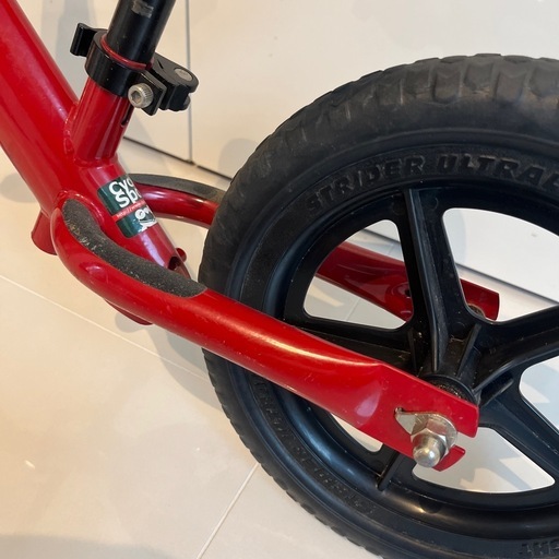 ストライダー バランスバイク 12インチ 赤ST-J4