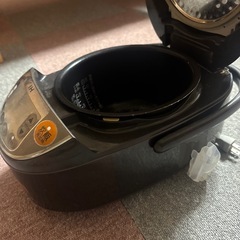 ZOJIRUSHI炊飯器の画像