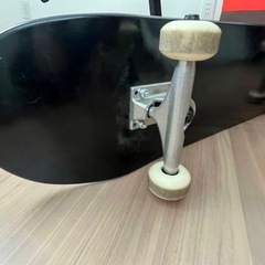 スケートボード　スケボー　の画像