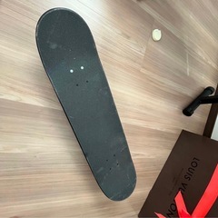 スケートボード　スケボー　の画像