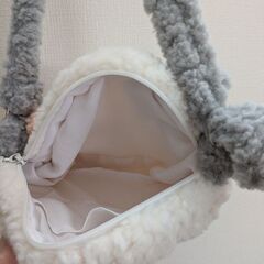 ネコのポシェットの画像