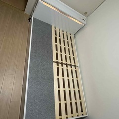 セミダブルベッドの画像