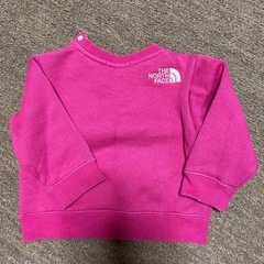 ノースフェイス トレーナーの画像