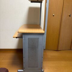 LOASパソコンデスクあげますの画像