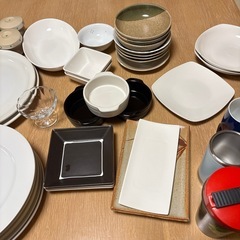食器の画像