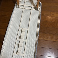 アイロン台 スタンド式 木製の画像