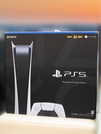 PlayStation 5 デジタル・エディション、ホワイト、DualSenseコントローラー付き。(クリーニング済み)