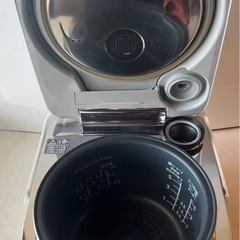 Panasonicスチームジャー炊飯器SR-SH103の画像