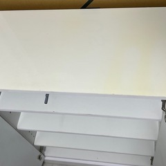 収納棚、キャビネットの画像