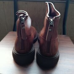 新品 23.5cm レディース ブーツ ブラウン 厚底 シューズ サイドゴア 識別番号:【B206-S】の画像