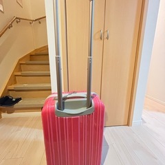 キャリーバック　スーツケースの画像