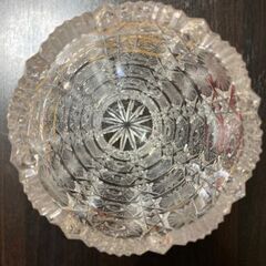 ガラス花瓶（口広）の画像