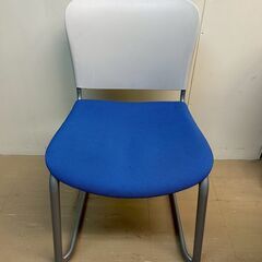 オフィスチェア　青　500円／脚の画像