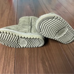 ムートンブーツ13センチの画像