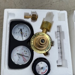 日酸TANAKA製の酸素調整器ファイター OGの画像