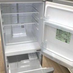 冷蔵庫【配達無料お届け設置出来ます💫都内近郊🚚】信頼のPanasonic製✨静音❄️省エネ設計✨除菌クリーニング済✨極美品✨他にも冷蔵庫.洗濯機.電子レンジ.オーブン電子レンジ.炊飯器.テーブル&椅子.机&チェアー.ベット&マットレス.ソファーなど多種多様な美品が有ります✨お気軽にお問い合わせ下さい💫 の画像