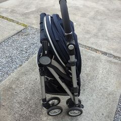 Aprica　ソラリア　タッジオネイビー　A型の画像