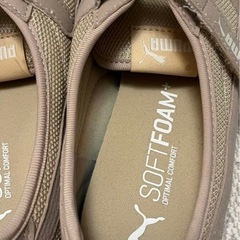 PUMA ローカットスニーカー ベルクロタイプの画像