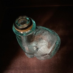 猫型のガラスボトルを格安でお譲りしますの画像