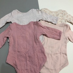 【お話中】長袖肌着set  70cmの画像