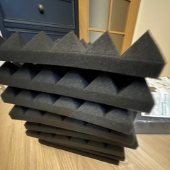 防音マット30枚‼️防音スポンジ、防音パンネルの画像