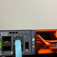 Juniper Networks QFX5100-48T ハイエンドスイッチの画像