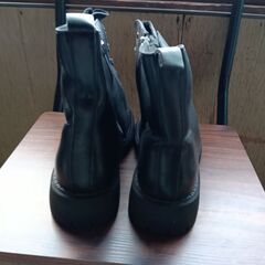 新品 24.5cm レディース ブーツ ブラック 厚底 シューズ サイドゴア 識別番号:【B210-S】の画像