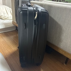 スーツケースの画像