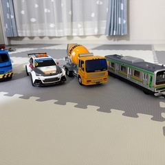 おもちゃ4点の画像