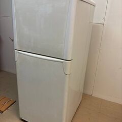 冷凍冷蔵庫　白　１２０L　東芝製①の画像