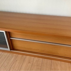 テレビボードの画像